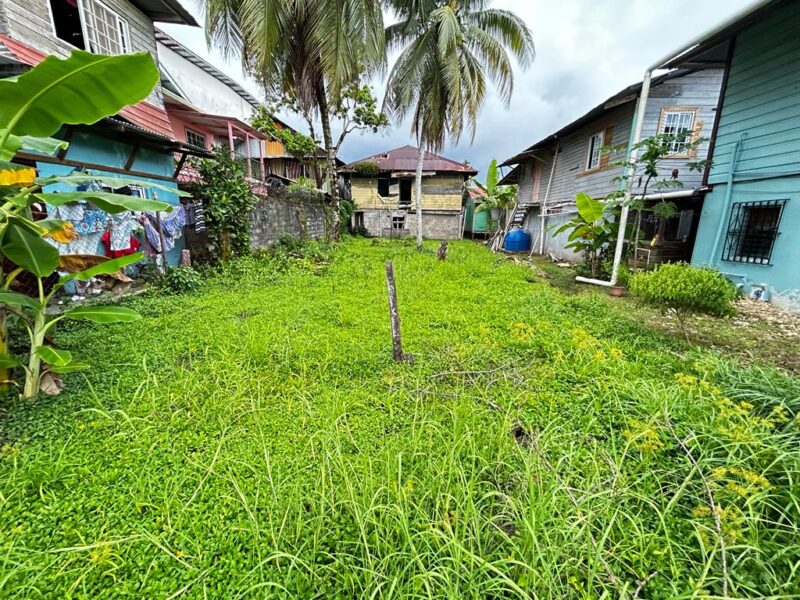 400m2 Titled Lot With Endless Development Possibility in Downtown Isla Colon